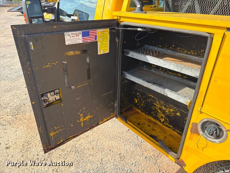 image for item EU2064 2015 Ford F250 utility bed pickup truck