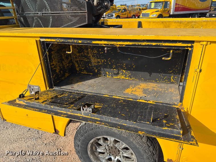 image for item EU2064 2015 Ford F250 utility bed pickup truck