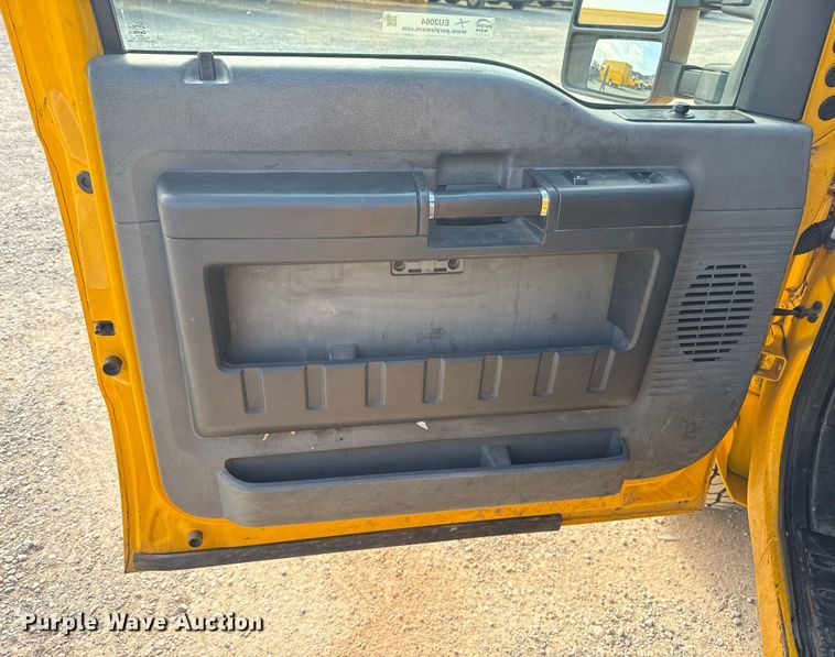 image for item EU2064 2015 Ford F250 utility bed pickup truck