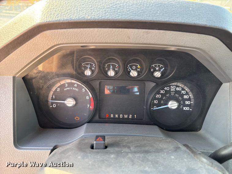 image for item EU2064 2015 Ford F250 utility bed pickup truck