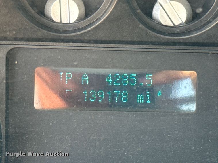 image for item EU2064 2015 Ford F250 utility bed pickup truck