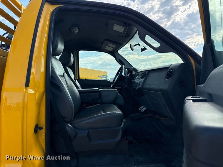 image for item EU2064 2015 Ford F250 utility bed pickup truck