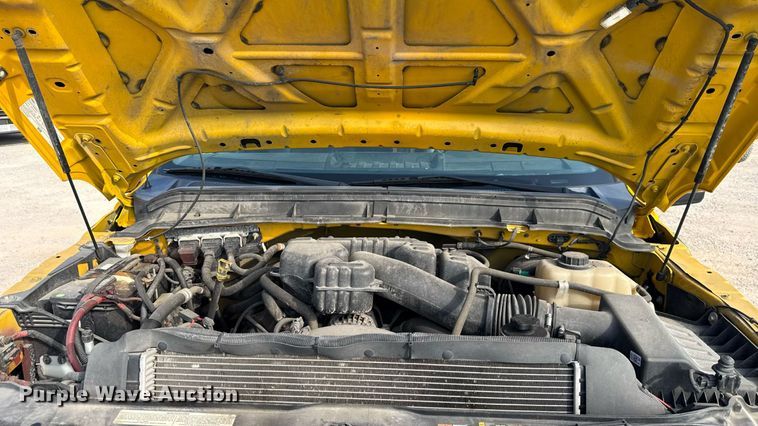 image for item EU2064 2015 Ford F250 utility bed pickup truck