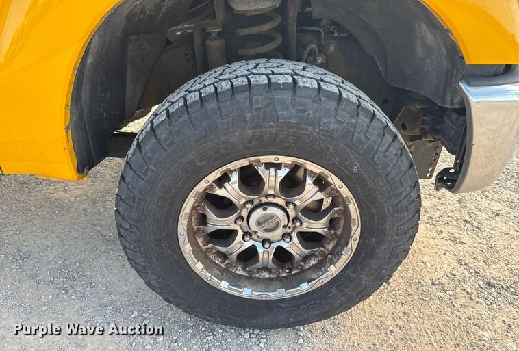 image for item EU2064 2015 Ford F250 utility bed pickup truck