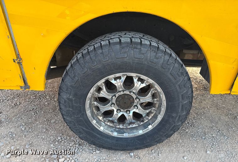 image for item EU2064 2015 Ford F250 utility bed pickup truck