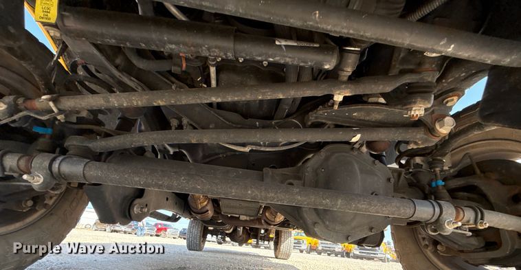 image for item EU2065 2021 Ford F350 Super Duty  utility bed pickup truck