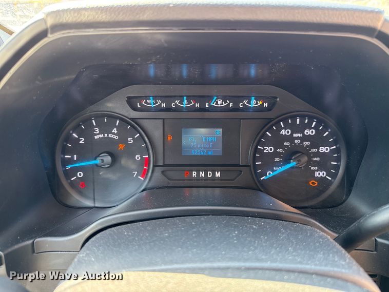 image for item EU2065 2021 Ford F350 Super Duty  utility bed pickup truck