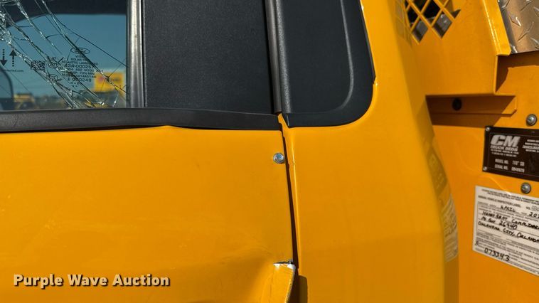 image for item EU2065 2021 Ford F350 Super Duty  utility bed pickup truck