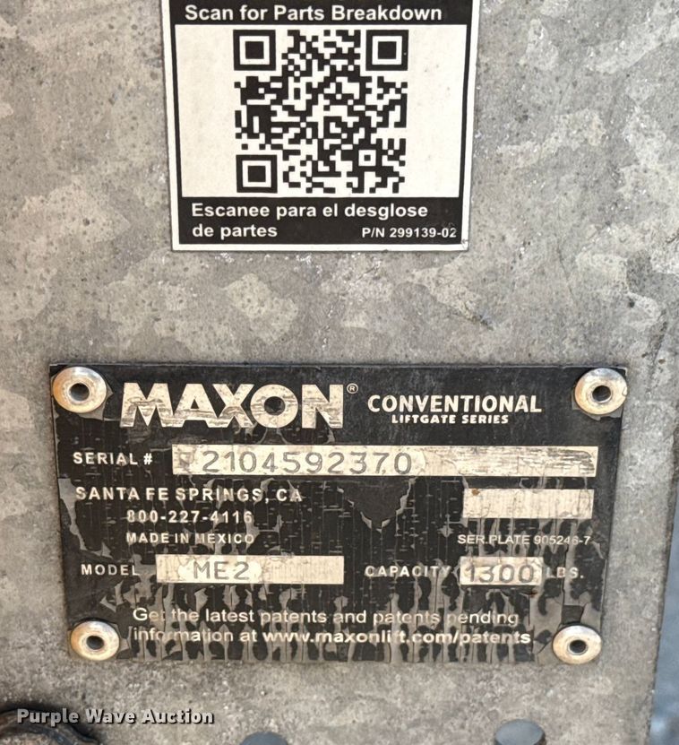 image for item EU2065 2021 Ford F350 Super Duty  utility bed pickup truck