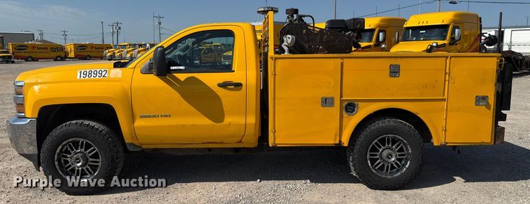 image for item EU2066 2016 Chevrolet Silverado 3500HD utility bed pickup truck