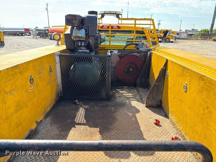 image for item EU2066 2016 Chevrolet Silverado 3500HD utility bed pickup truck