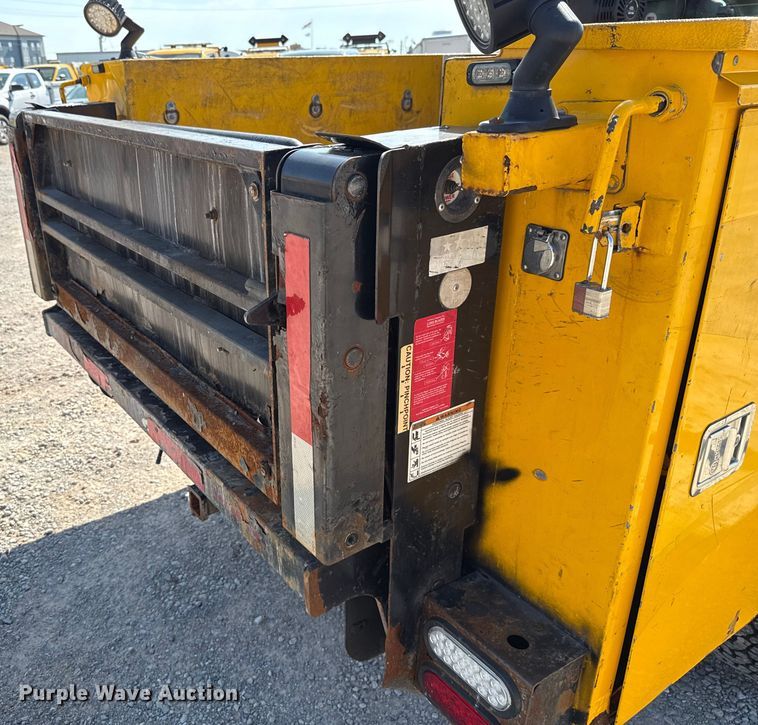 image for item EU2066 2016 Chevrolet Silverado 3500HD utility bed pickup truck