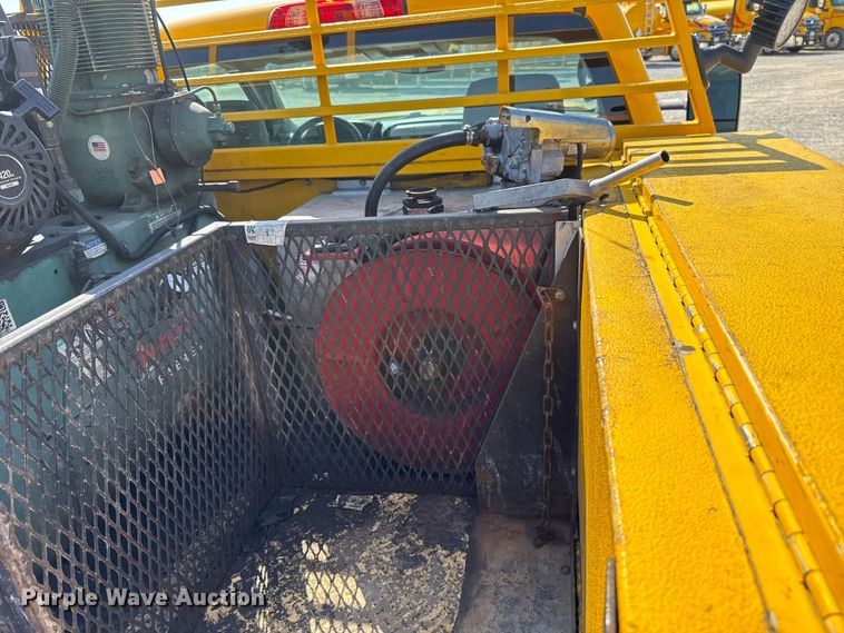 image for item EU2066 2016 Chevrolet Silverado 3500HD utility bed pickup truck