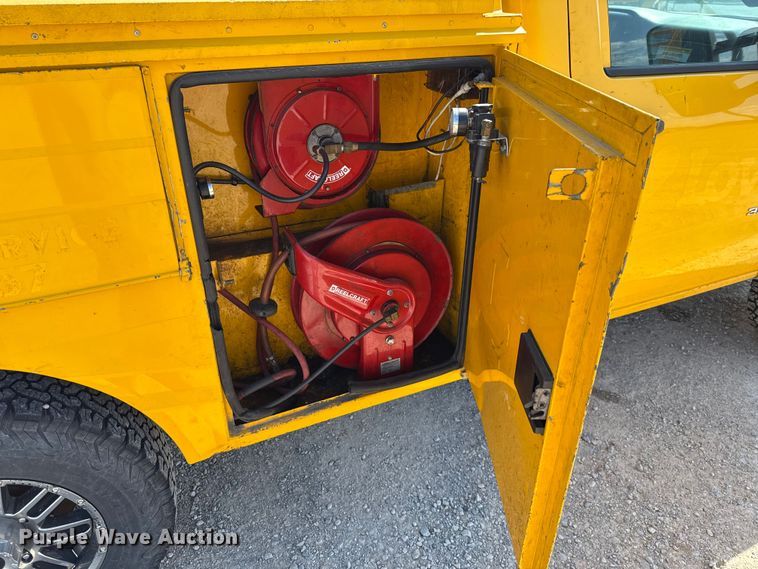 image for item EU2066 2016 Chevrolet Silverado 3500HD utility bed pickup truck