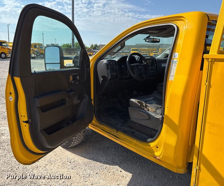 image for item EU2066 2016 Chevrolet Silverado 3500HD utility bed pickup truck