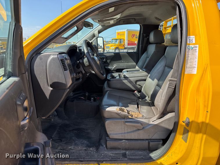 image for item EU2066 2016 Chevrolet Silverado 3500HD utility bed pickup truck