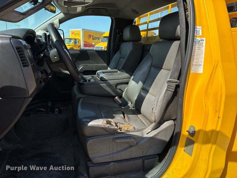 image for item EU2066 2016 Chevrolet Silverado 3500HD utility bed pickup truck