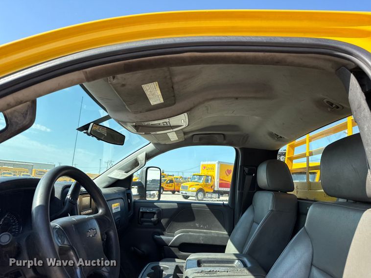 image for item EU2066 2016 Chevrolet Silverado 3500HD utility bed pickup truck