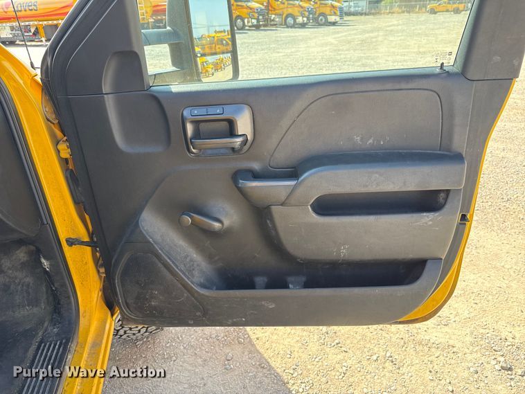 image for item EU2066 2016 Chevrolet Silverado 3500HD utility bed pickup truck