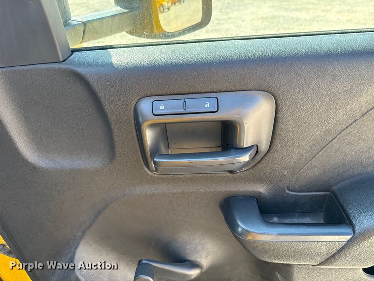 image for item EU2066 2016 Chevrolet Silverado 3500HD utility bed pickup truck