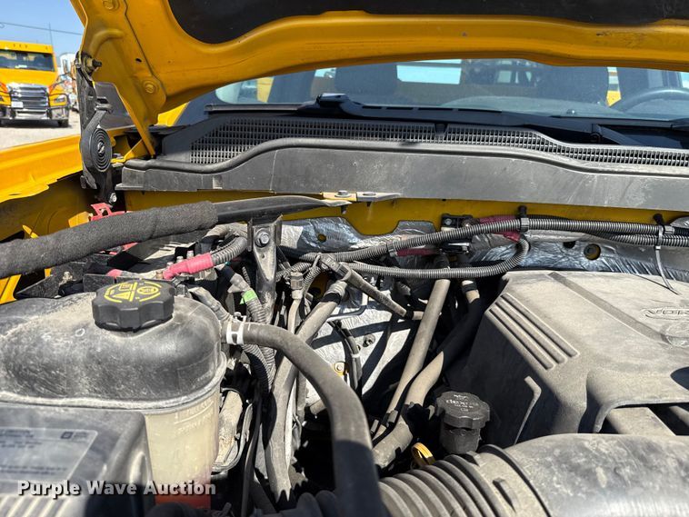 image for item EU2066 2016 Chevrolet Silverado 3500HD utility bed pickup truck