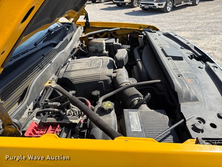 image for item EU2066 2016 Chevrolet Silverado 3500HD utility bed pickup truck