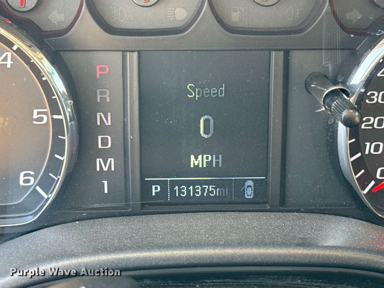 image for item EU2066 2016 Chevrolet Silverado 3500HD utility bed pickup truck