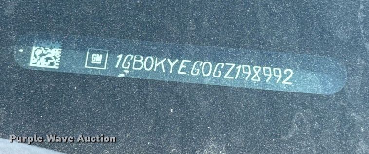 image for item EU2066 2016 Chevrolet Silverado 3500HD utility bed pickup truck