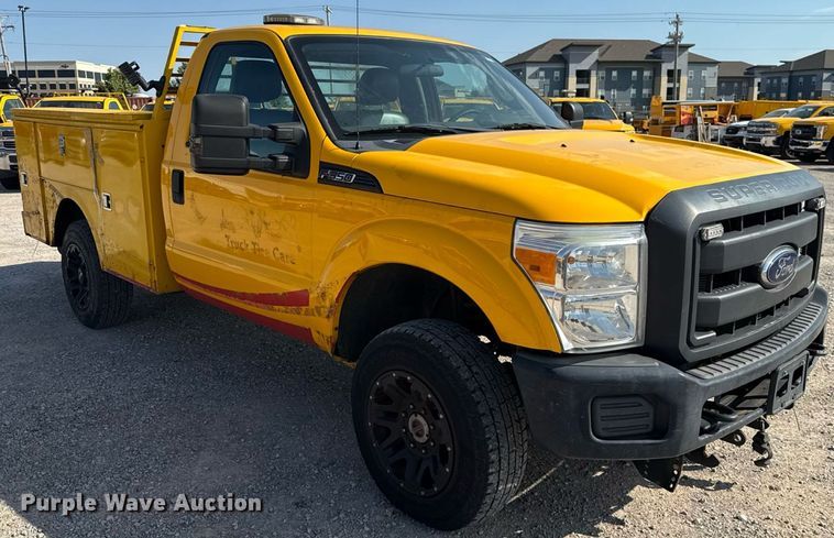 image for item EU2067 2015 Ford F350 Super Duty  utility bed pickup truck