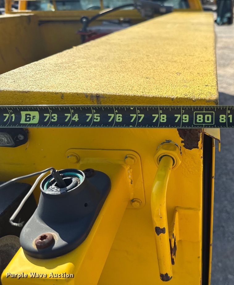 image for item EU2067 2015 Ford F350 Super Duty  utility bed pickup truck