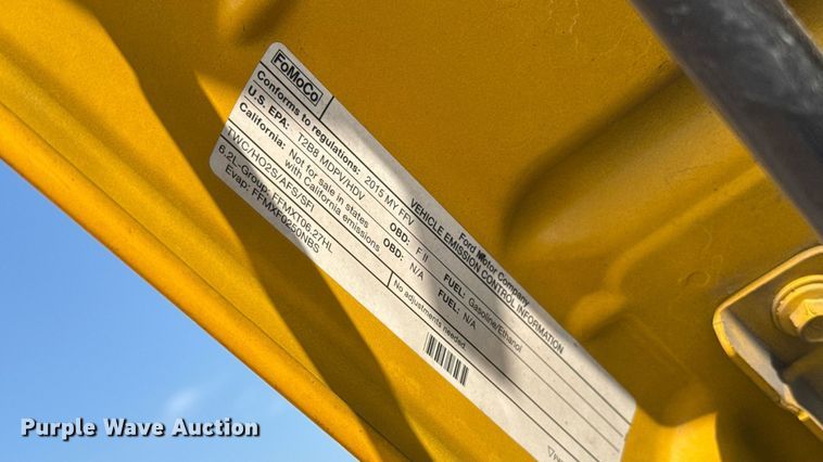 image for item EU2067 2015 Ford F350 Super Duty  utility bed pickup truck