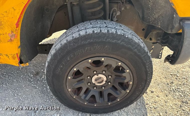 image for item EU2067 2015 Ford F350 Super Duty  utility bed pickup truck