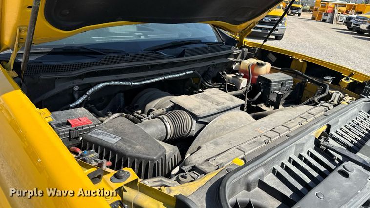 image for item EU2069 2021 Chevrolet Silverado 3500HD utility bed pickup truck