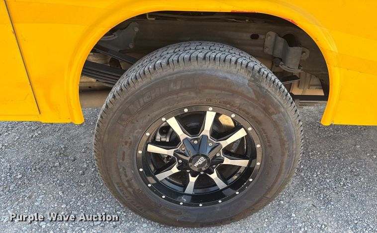 image for item EU2069 2021 Chevrolet Silverado 3500HD utility bed pickup truck