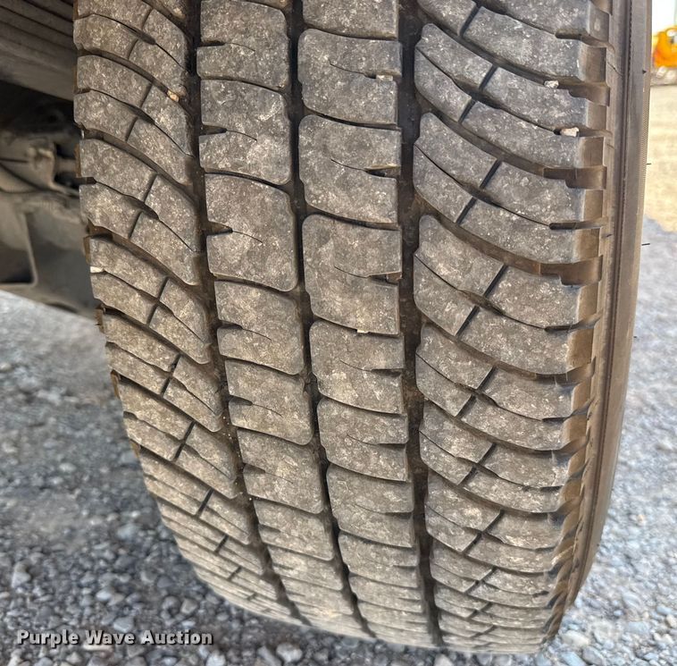 image for item EU2069 2021 Chevrolet Silverado 3500HD utility bed pickup truck