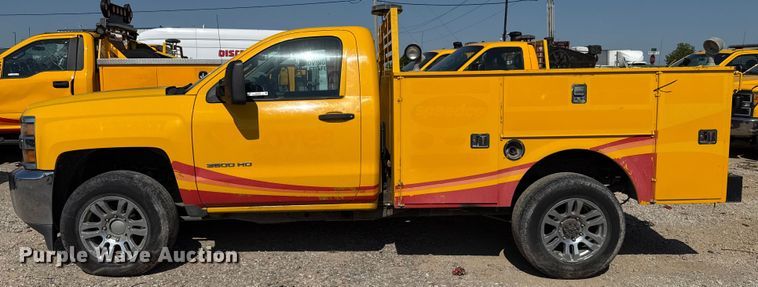 image for item EU2070 2015 Chevrolet Silverado 3500HD utility bed pickup truck