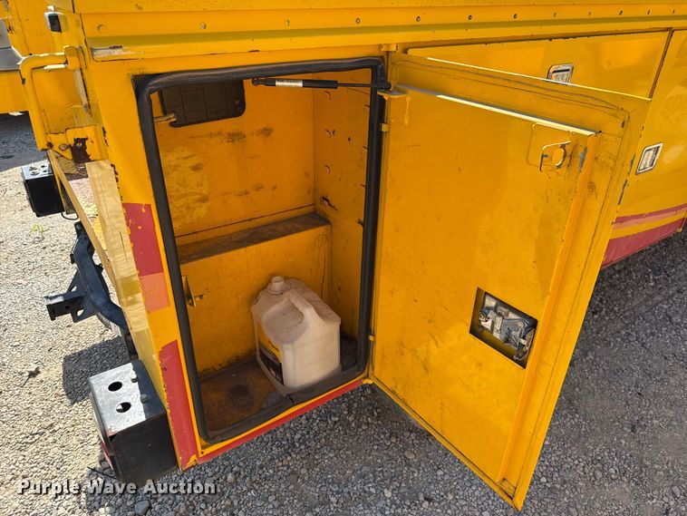 image for item EU2070 2015 Chevrolet Silverado 3500HD utility bed pickup truck