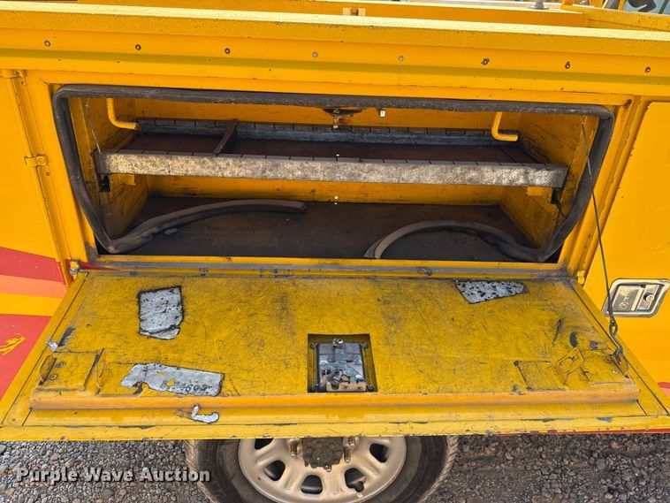 image for item EU2070 2015 Chevrolet Silverado 3500HD utility bed pickup truck