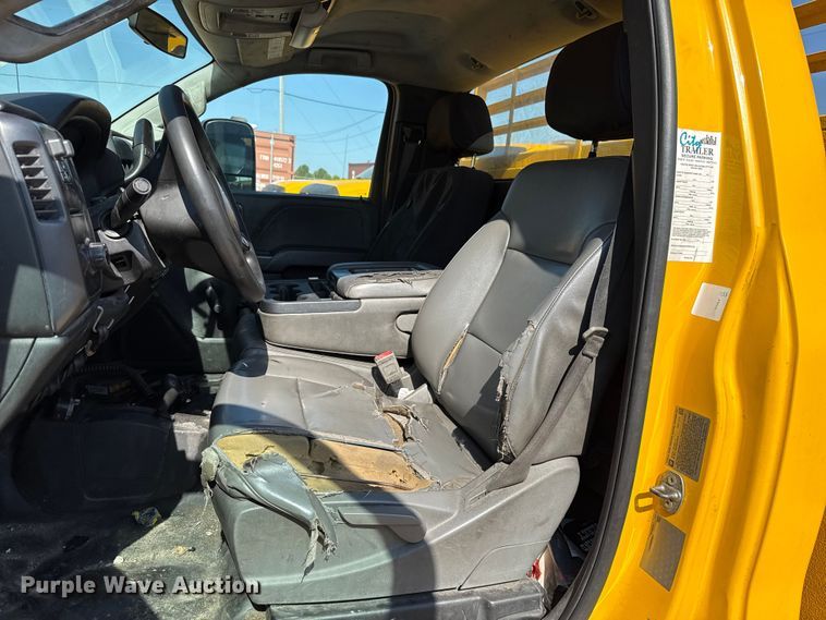 image for item EU2070 2015 Chevrolet Silverado 3500HD utility bed pickup truck