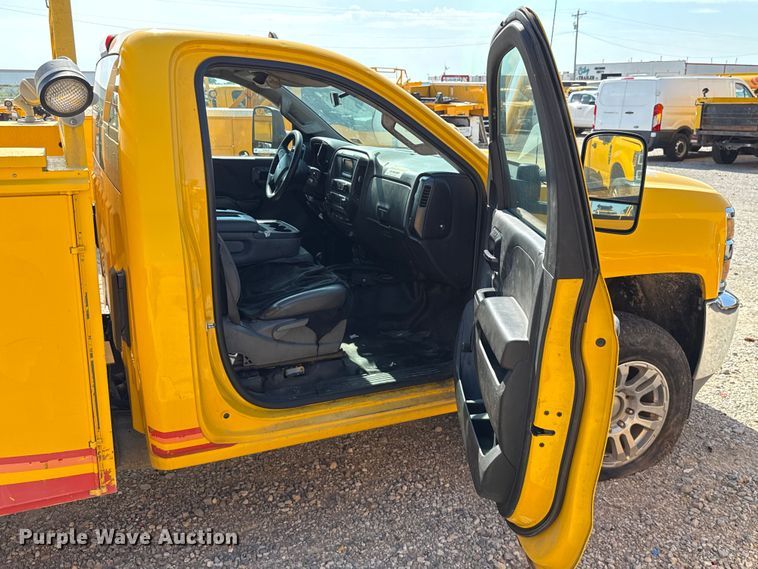 image for item EU2070 2015 Chevrolet Silverado 3500HD utility bed pickup truck