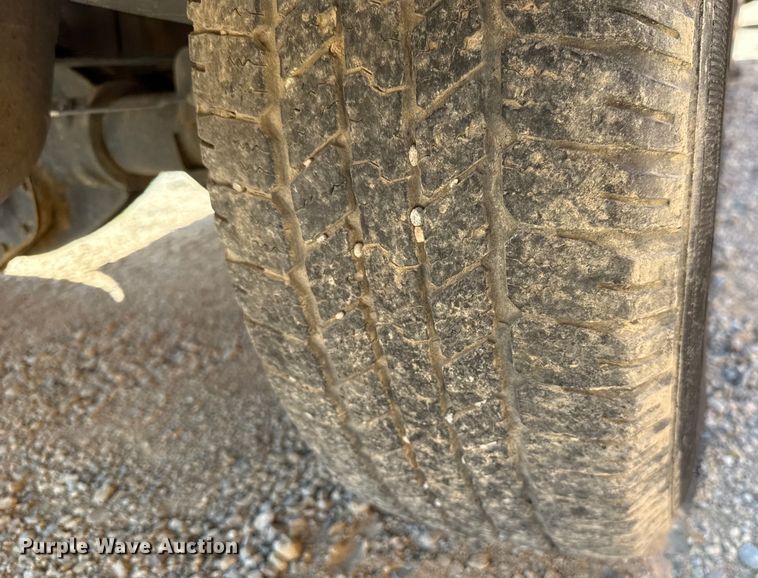 image for item EU2070 2015 Chevrolet Silverado 3500HD utility bed pickup truck