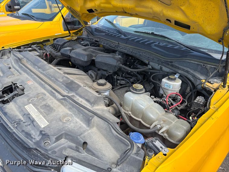 image for item EU2071 2019 Ford F350 utility bed pickup truck