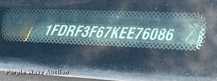 image for item EU2071 2019 Ford F350 utility bed pickup truck