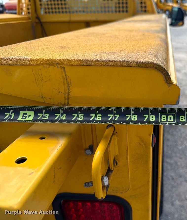 image for item EU2072 2017 Ford F350 Super Duty  utility bed pickup truck