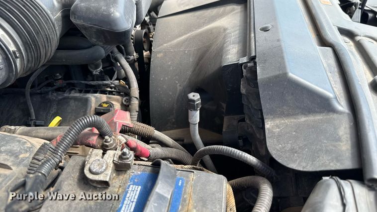 image for item EU2072 2017 Ford F350 Super Duty  utility bed pickup truck