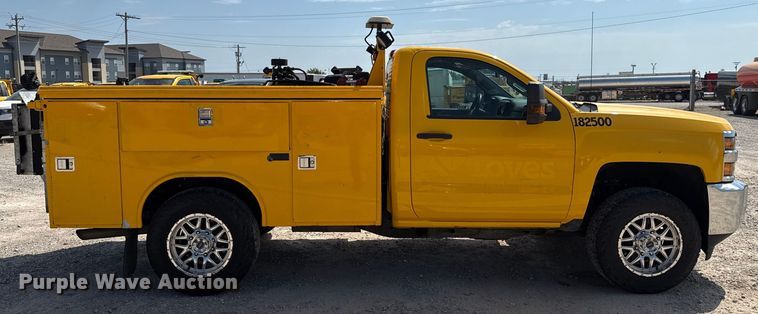 image for item EU2073 2017 Chevrolet Silverado 3500HD utility bed pickup truck