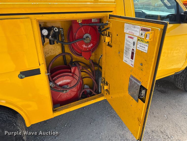 image for item EU2073 2017 Chevrolet Silverado 3500HD utility bed pickup truck