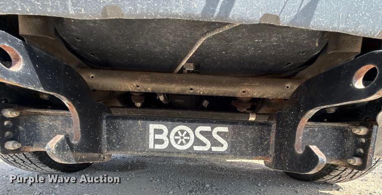 image for item EU2073 2017 Chevrolet Silverado 3500HD utility bed pickup truck