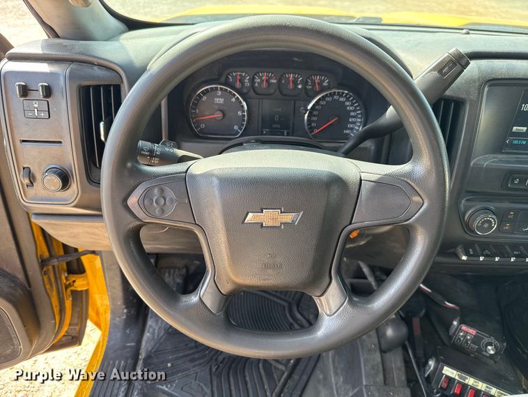 image for item EU2073 2017 Chevrolet Silverado 3500HD utility bed pickup truck