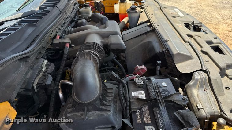 image for item EU2074 2017 Ford F350 Super Duty  utility bed pickup truck